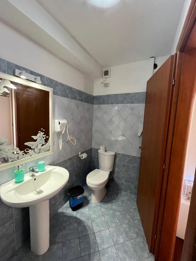 Umberto Street Hotel Катания Екстериор снимка